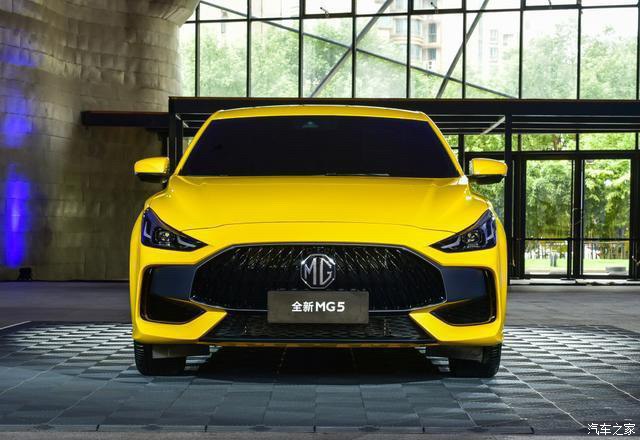 {BT8博龍}(名爵轿跑suv)