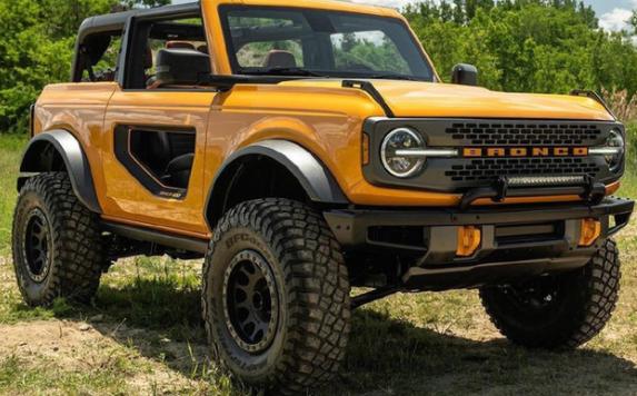 包含福特两门bronco的词条