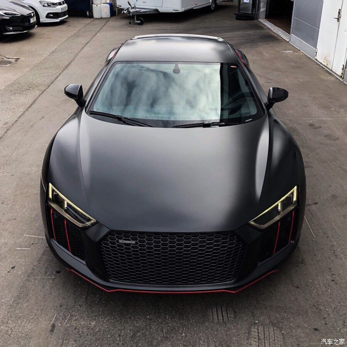 {捕魚機}(奥迪r8最新价格2021款黑武士多少钱)